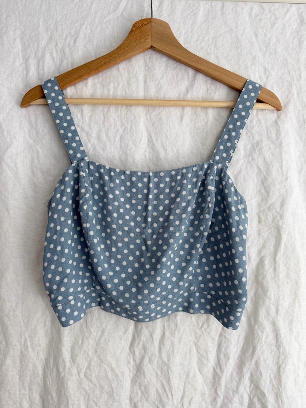 Lulu’s Lula May Light Blue and White Polka Dot Crop Top Small